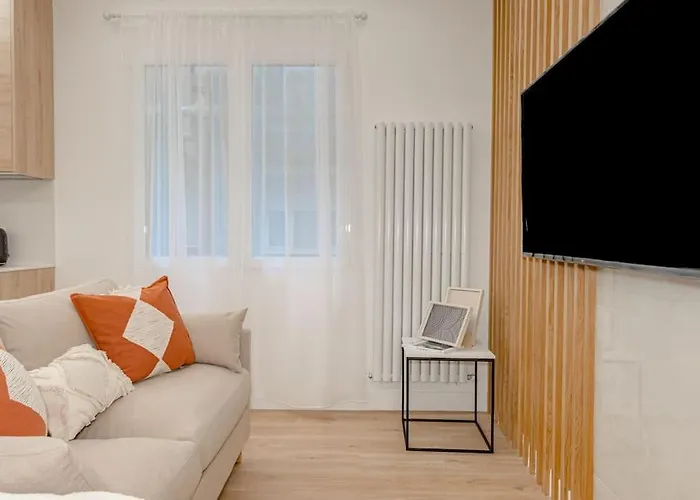 Malasaña XI 3BR 3BH