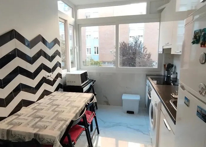 Apartamento Luminoso Y Nuevo En Madrid Rio